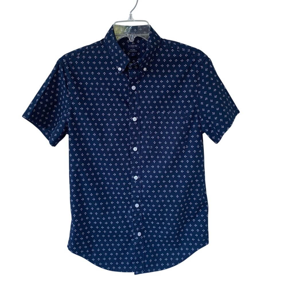 J. CREW. Blue short sleeve shirt w/ anchor print all over. Size S.‎ Flex …
